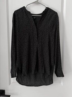 Rails Black Subtle Animal Print Button-Down Blouse